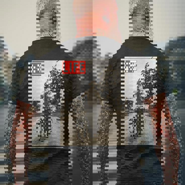 Life Picture Collection _ Nostalgic America 01 メンズTシャツ バックプリント 高齢者への贈り物