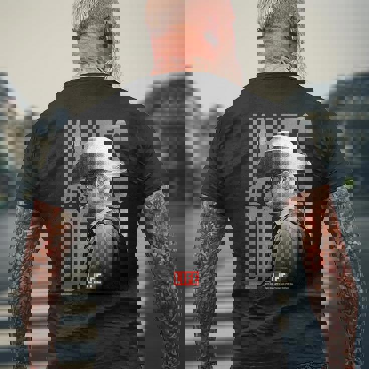 Life Picture Collection _ ジェームズ ディーン1 メンズTシャツ バックプリント 高齢者への贈り物