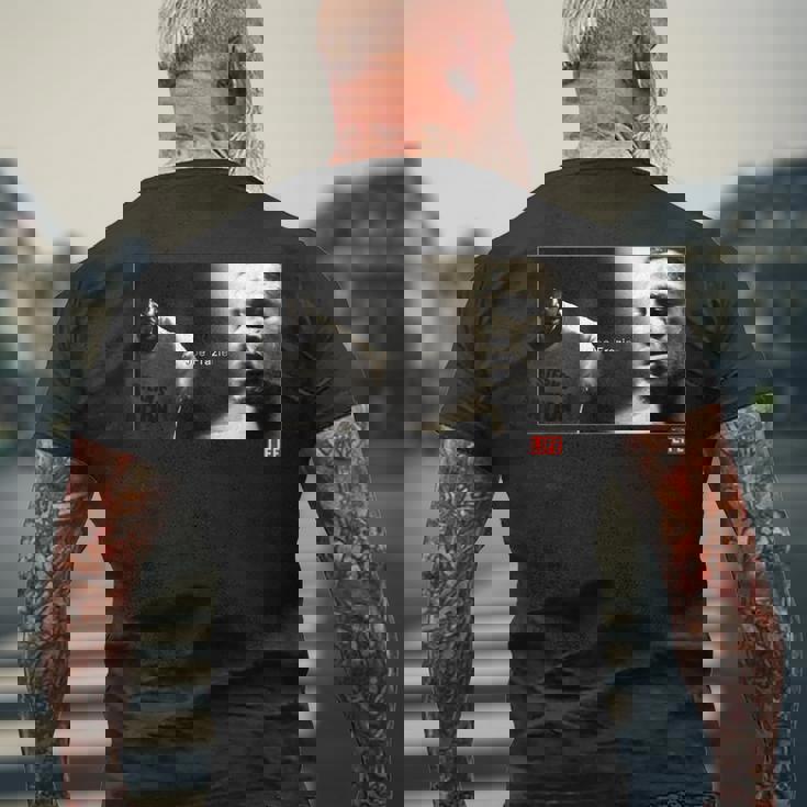 Life Picture Collection _ ジョー・フレージャー1 メンズTシャツ バックプリント 高齢者への贈り物