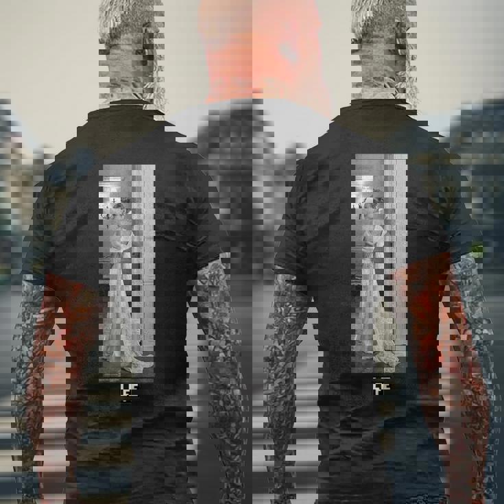 Life Picture Collection_パリメゾン_004 メンズTシャツ バックプリント 高齢者への贈り物