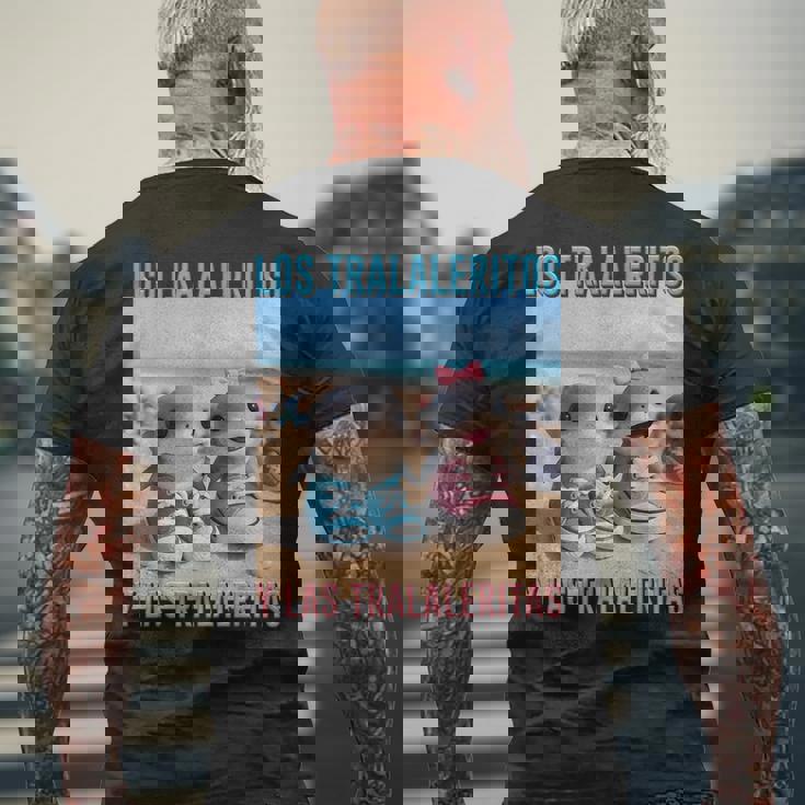 Los Traleritos Y Las Traleritas イタリアのブレインロットモンスター メンズTシャツ バックプリント 高齢者への贈り物