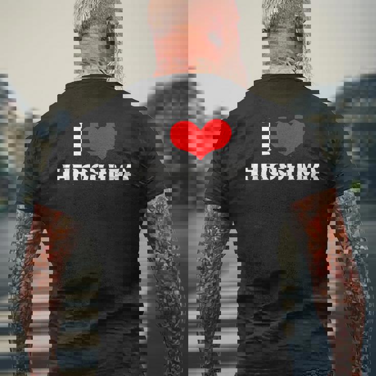 I Love Hiroshima 愛 ハート 広島 広島県 日本 お土産 かわいい おしゃれ メンズTシャツ バックプリント 高齢者への贈り物