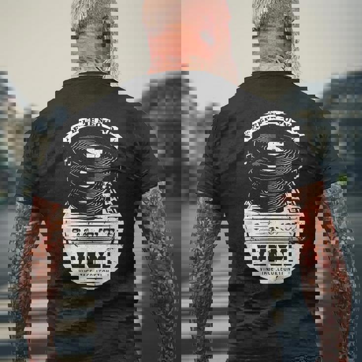 Music Is My Universe レトロなビニールレコードでサウンドを感じる メンズTシャツ バックプリント 高齢者への贈り物