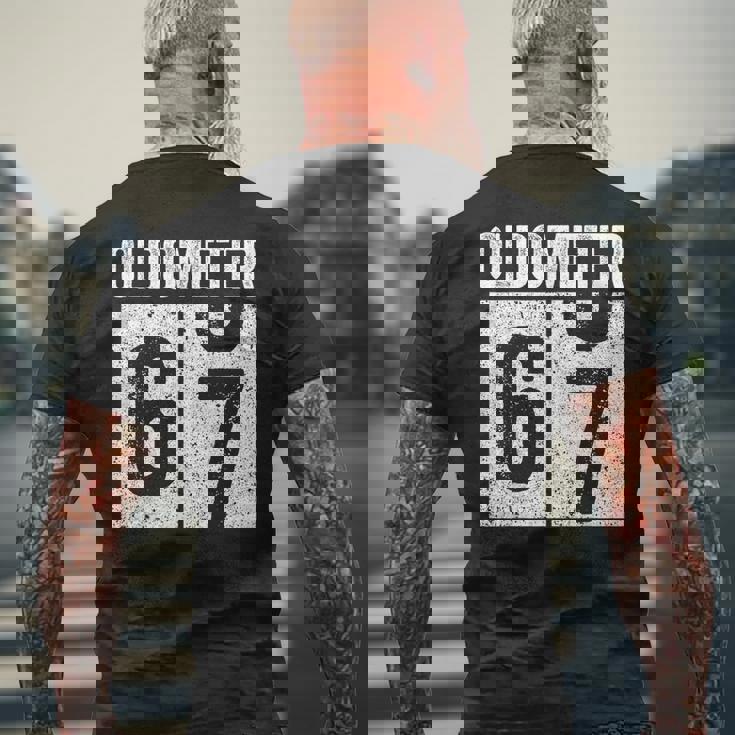 Oldometer 67 67歳の誕生日ギフトシャツ メンズTシャツ バックプリント 高齢者への贈り物