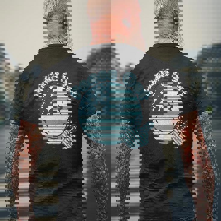 Peace Out 星条旗 ピースサイン 男女 色あせ メンズTシャツ バックプリント 高齢者への贈り物