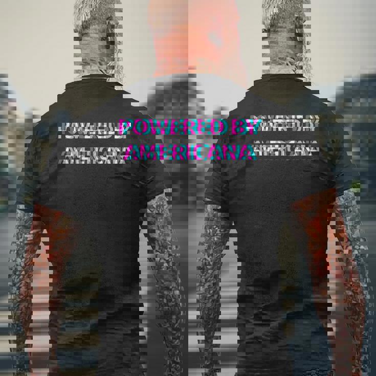 Powered By Americana Music Festival Outfit メンズTシャツ バックプリント 高齢者への贈り物