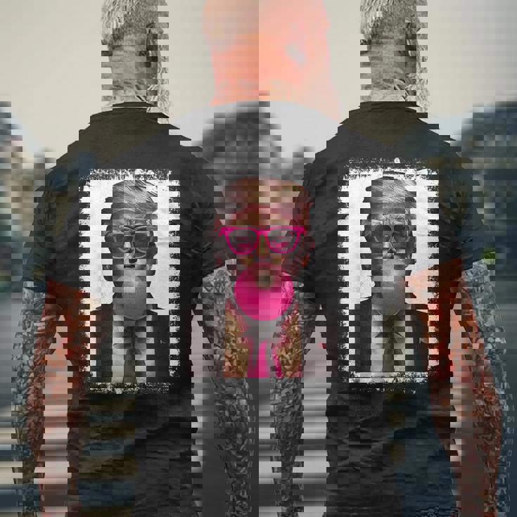 Pro Trump Bubble Gum Pink Glasses Donald Trump メンズTシャツ バックプリント 高齢者への贈り物