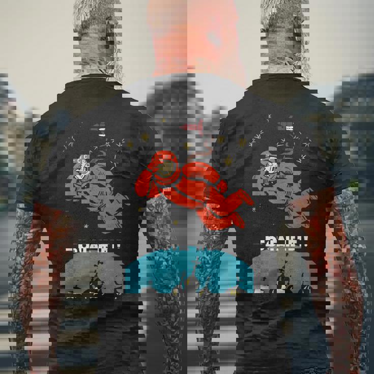 There's No God レトロ 無神論者 ユーリ ガガーリン スペース メンズTシャツ バックプリント 高齢者への贈り物