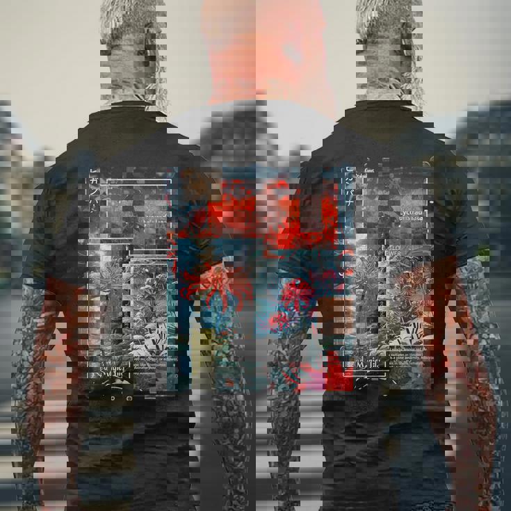 Redpider Lily の 曼珠沙華 で 日本のヴィンテージ の 美的スタイルのコラージュ メンズTシャツ バックプリント 高齢者への贈り物