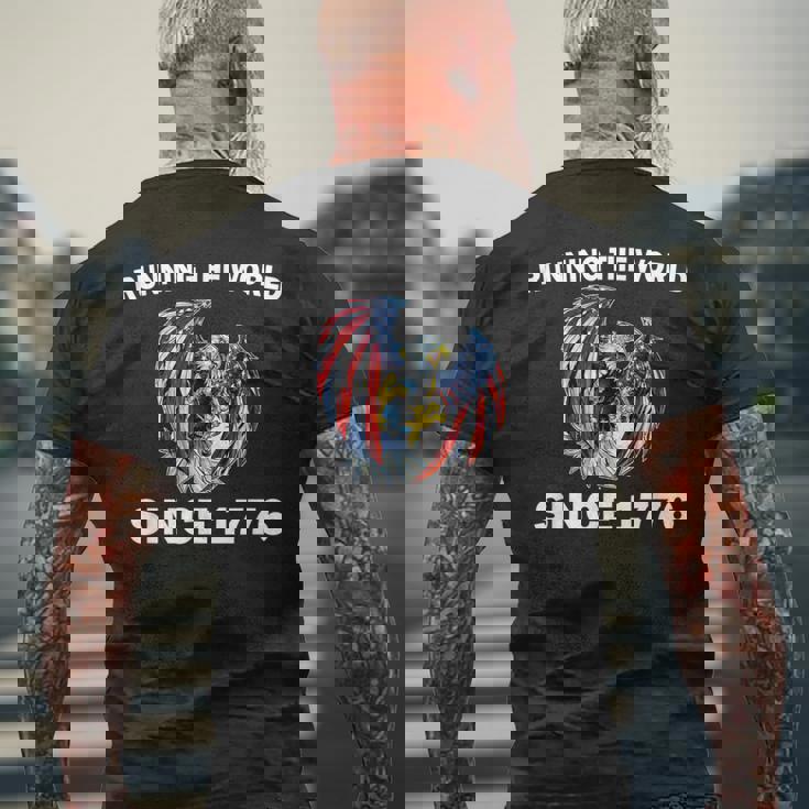 Running The Worldince 1776 アメリカンイーグル アメリカ国旗 メンズTシャツ バックプリント 高齢者への贈り物