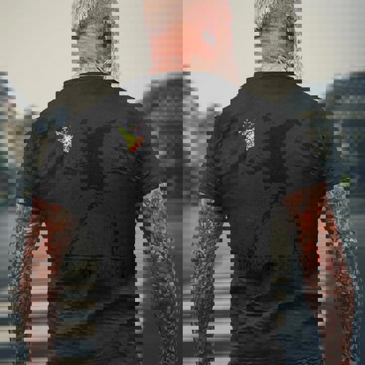 Smash Patriarchy アート ステンシルフラワー ヴァンダル メンズTシャツ バックプリント 高齢者への贈り物