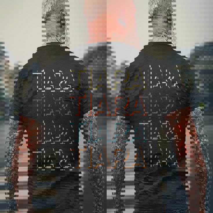 Tiara First Name 名前入り メンズTシャツ バックプリント 高齢者への贈り物