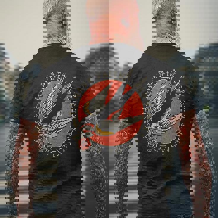 To Have Faith Is To Have Wings Oldchoolwallow Tattooスワロータトゥー メンズTシャツ バックプリント 高齢者への贈り物