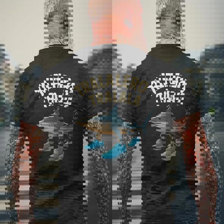 Tralalero Tralala イタリアンブレインロットミーム メンズTシャツ バックプリント 高齢者への贈り物