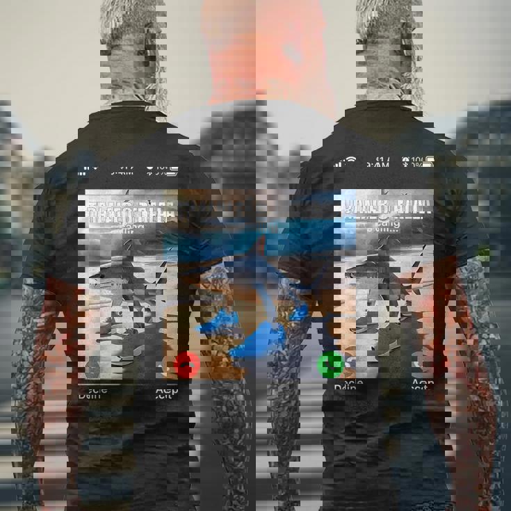 Tralalero Tralala イタリアンブレインロットミーム 電話ミーム メンズTシャツ バックプリント 高齢者への贈り物