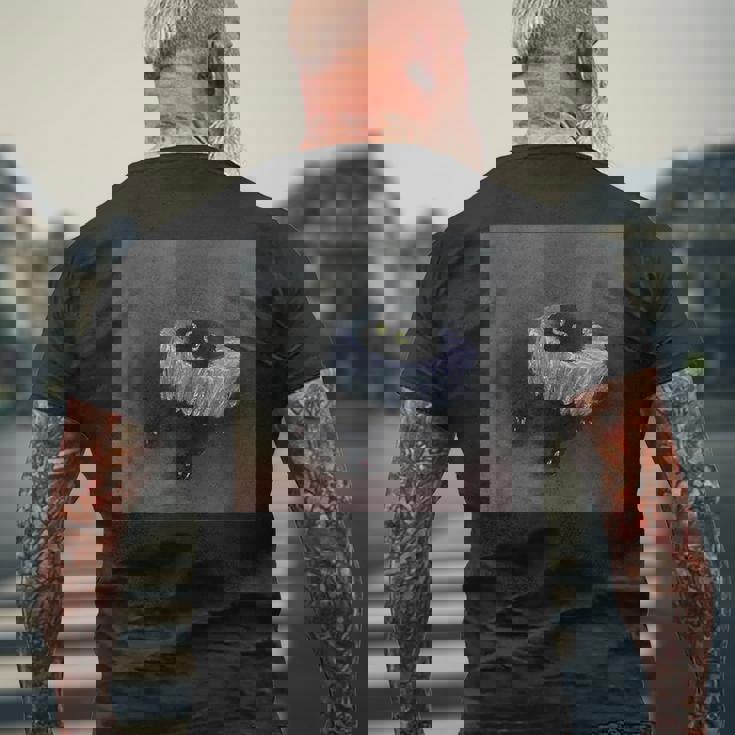 Vanessatockardによる面白い黒猫の絵。 メンズTシャツ バックプリント 高齢者への贈り物