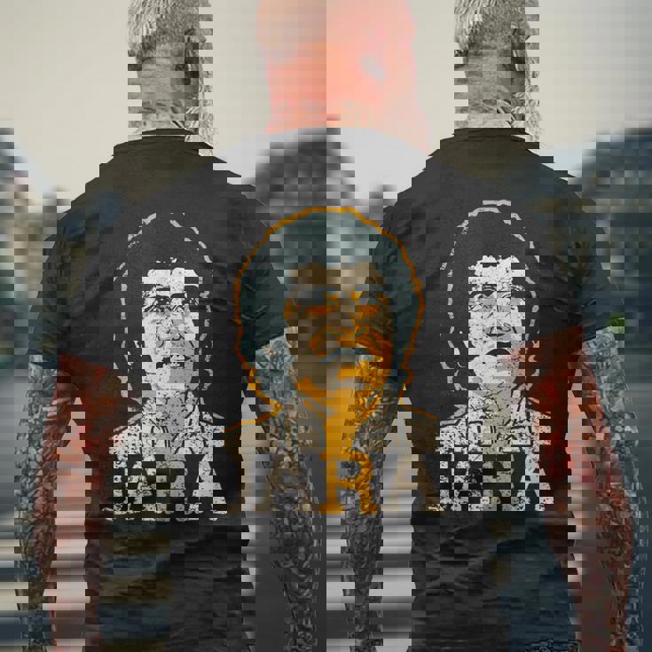 Victor Jara -Enceremos ヴィンテージ風 メンズTシャツ バックプリント 高齢者への贈り物