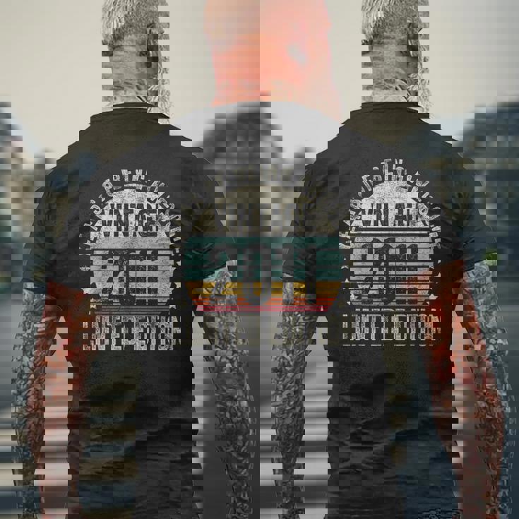 Vintage 2011For Retro 2011 Birthday メンズTシャツ バックプリント 高齢者への贈り物