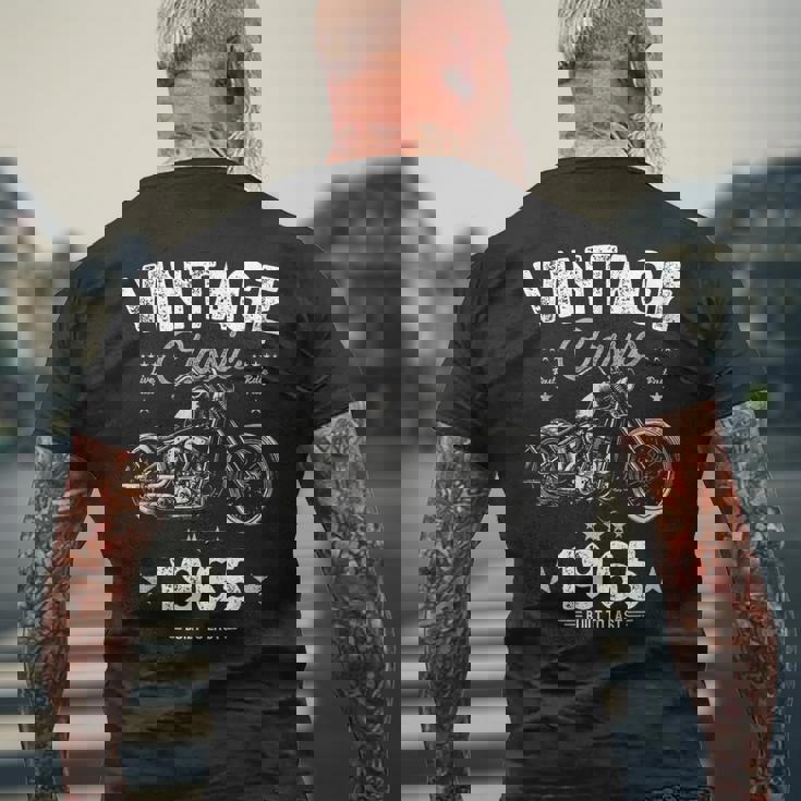 Vintage Born 1965 60Th Birthday クラシック レトロ バイク メンズTシャツ バックプリント 高齢者への贈り物