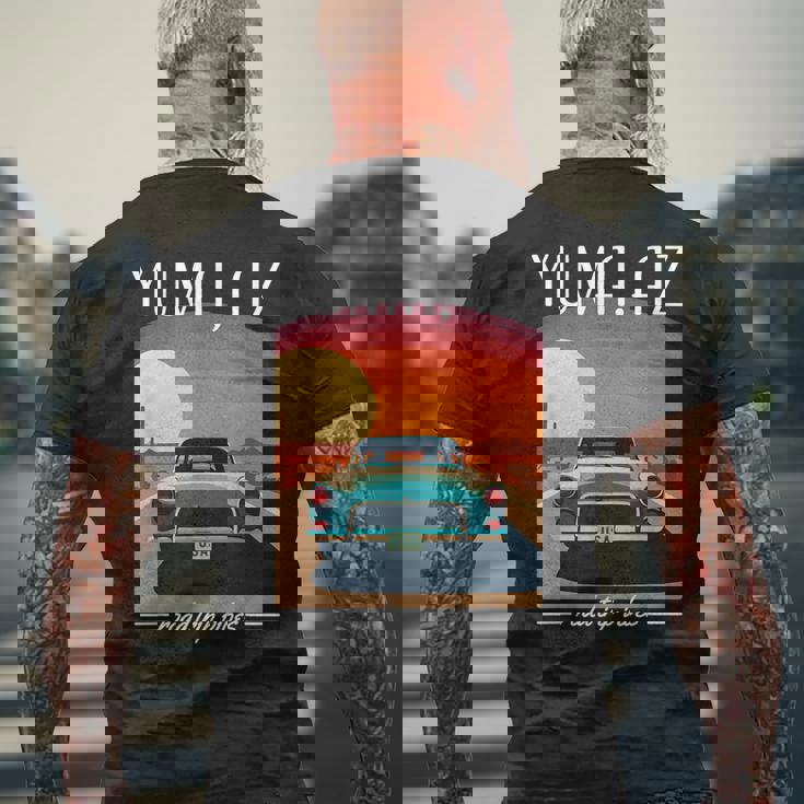 Yuma Az レトロハイウェイ ノスタルジック ヴィンテージカーデザイン メンズTシャツ バックプリント 高齢者への贈り物