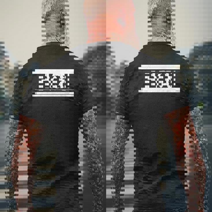 「Hiyori」ヘボン式「ひより」「ヒヨリ」下の名前 ローマ字 名入れ 名乗り ラテン文字 綴り メンズTシャツ バックプリント 高齢者への贈り物