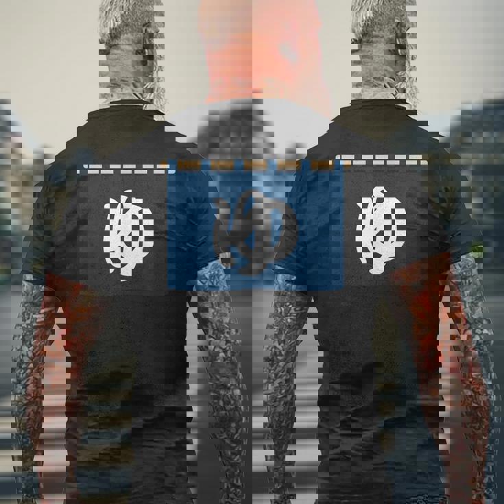 【湯のれん】紺 銭湯 温泉 お風呂 サウナ 日本 お土産 和柄 おもしろ 面白い 文字入り ネタ ウケ狙い 可愛い メンズTシャツ バックプリント 高齢者への贈り物