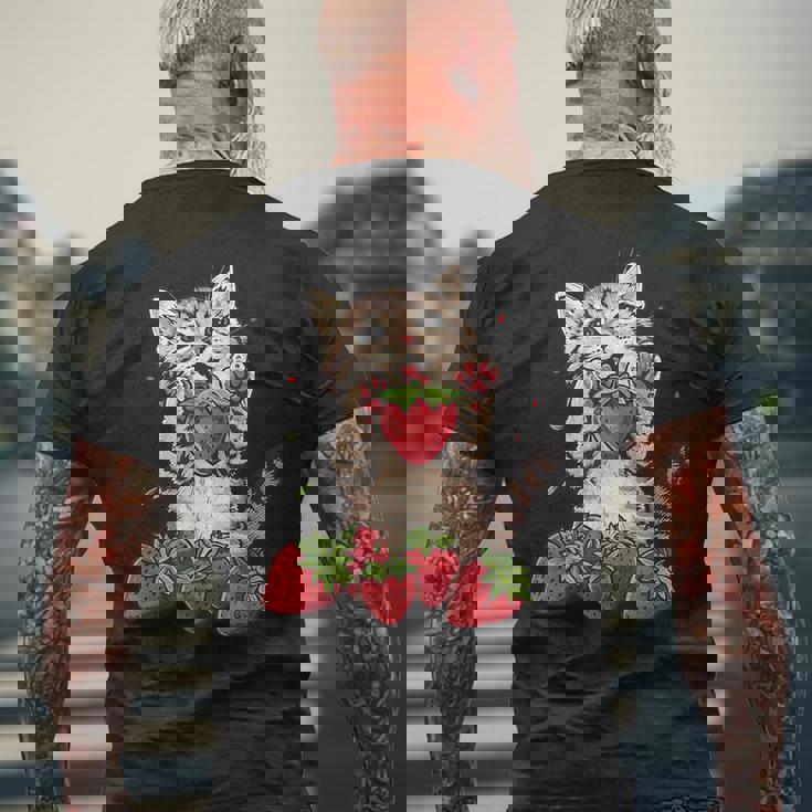 いちご 猫 いちご フルーツ ネコ アニマル プリント 図面 メンズTシャツ バックプリント 高齢者への贈り物