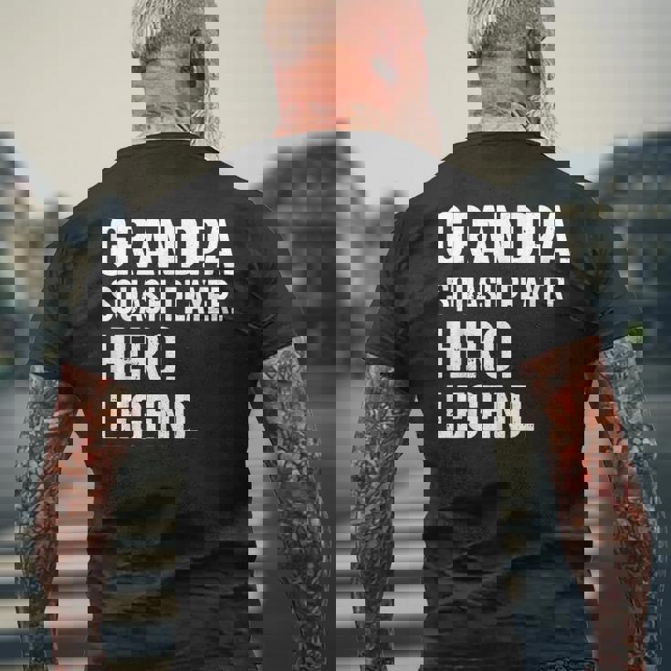 おじいちゃんスカッシュプレイヤーヒーローレジェンド-おじいちゃんスカッシュ メンズTシャツ バックプリント 高齢者への贈り物