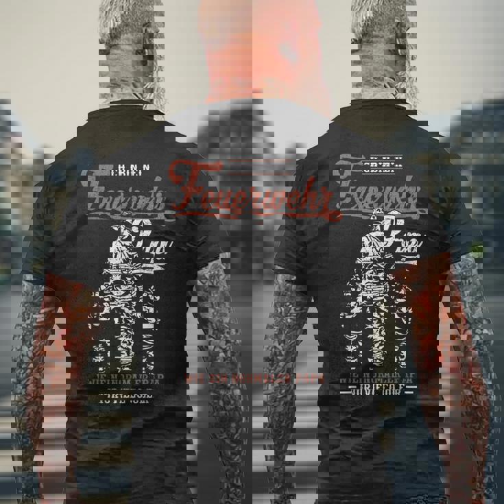 おれは消防団パパだ メンズTシャツ バックプリント 高齢者への贈り物