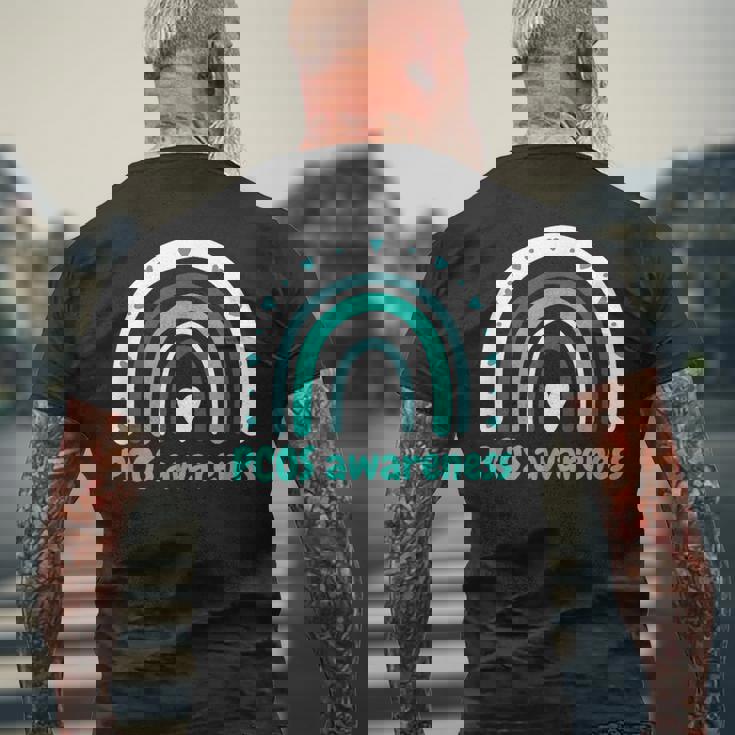 かわいいpcos啓発ボヘミアンレインボーpcosサポート。 メンズTシャツ バックプリント 高齢者への贈り物