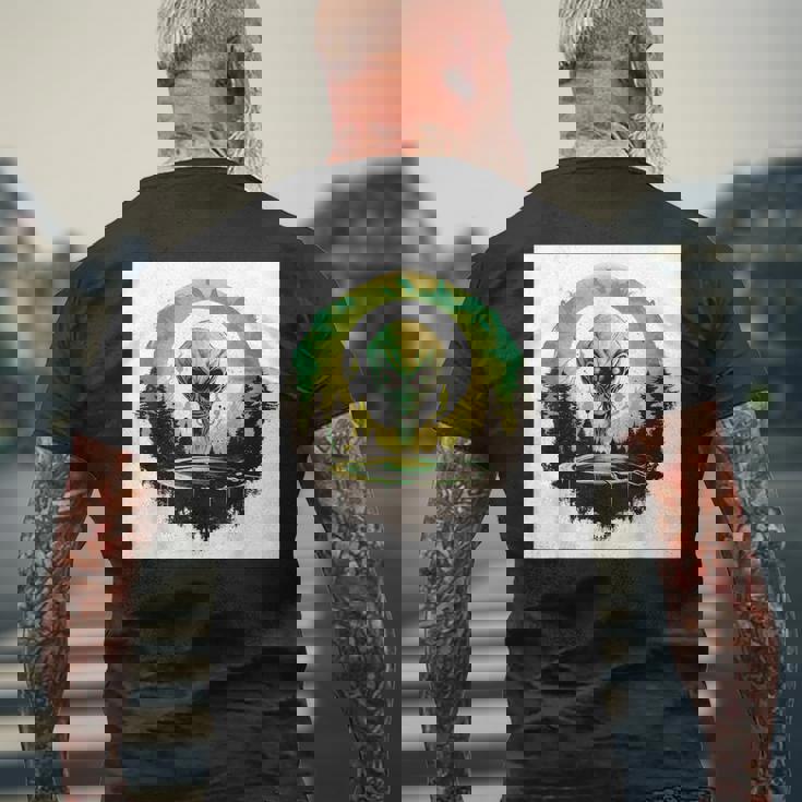 かわいいグリーンエイリアンヘッドufoスペースフェイス メンズTシャツ バックプリント 高齢者への贈り物