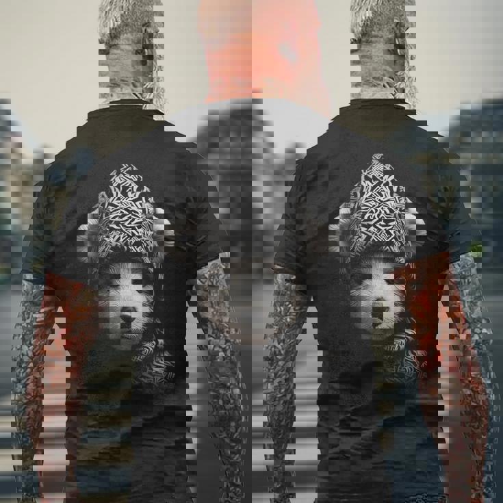 くま かわいい 動物 アート グラフィック イラスト モチーフ クマ メンズTシャツ バックプリント 高齢者への贈り物