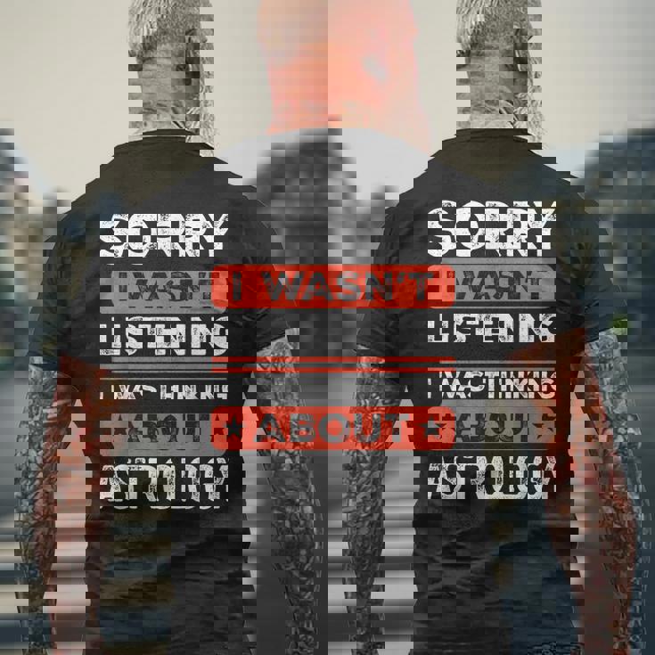 すみません、おもしろ占星術を聞いていませんでした メンズTシャツ バックプリント 高齢者への贈り物