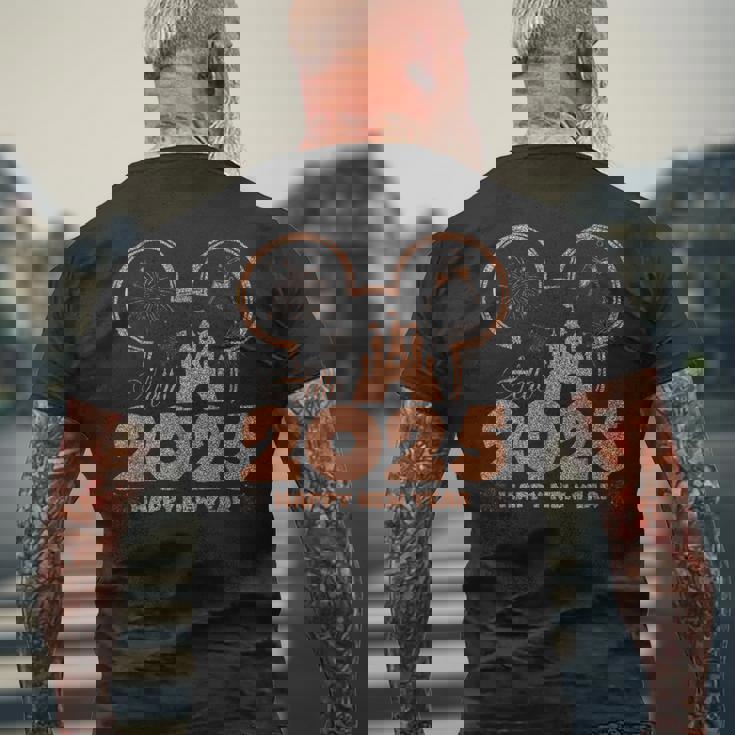 ねずみ 2025 新年あけましておめでとうございます 花火パーティー 2025 ファミリー メンズTシャツ バックプリント 高齢者への贈り物