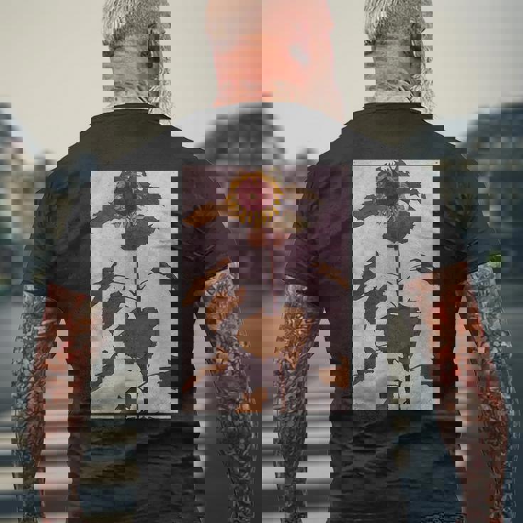 ひまわり By エゴン・シーレ 1909 メンズTシャツ バックプリント 高齢者への贈り物