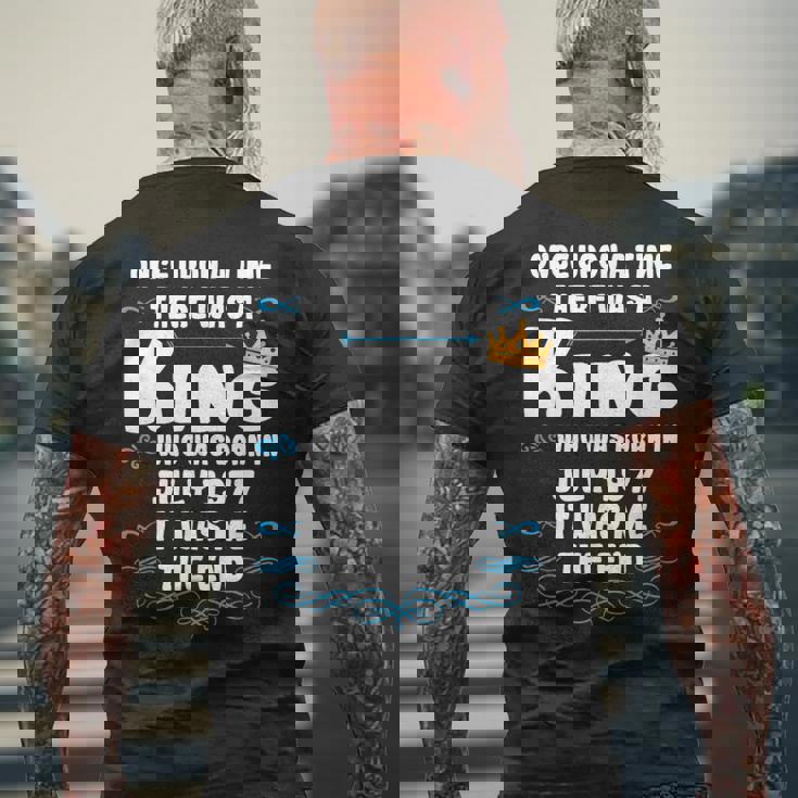 むかしむかし、王様がいました。1977年7月誕生日 メンズTシャツ バックプリント 高齢者への贈り物