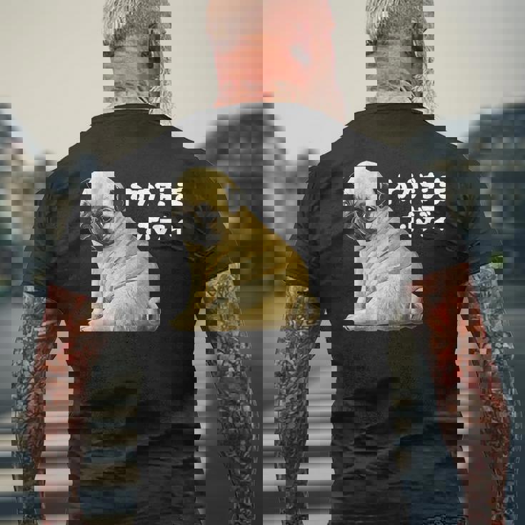 わがままボディ パグのチャーム満点デザイン 犬愛好家、ペットオーナー向け メンズTシャツ バックプリント 高齢者への贈り物