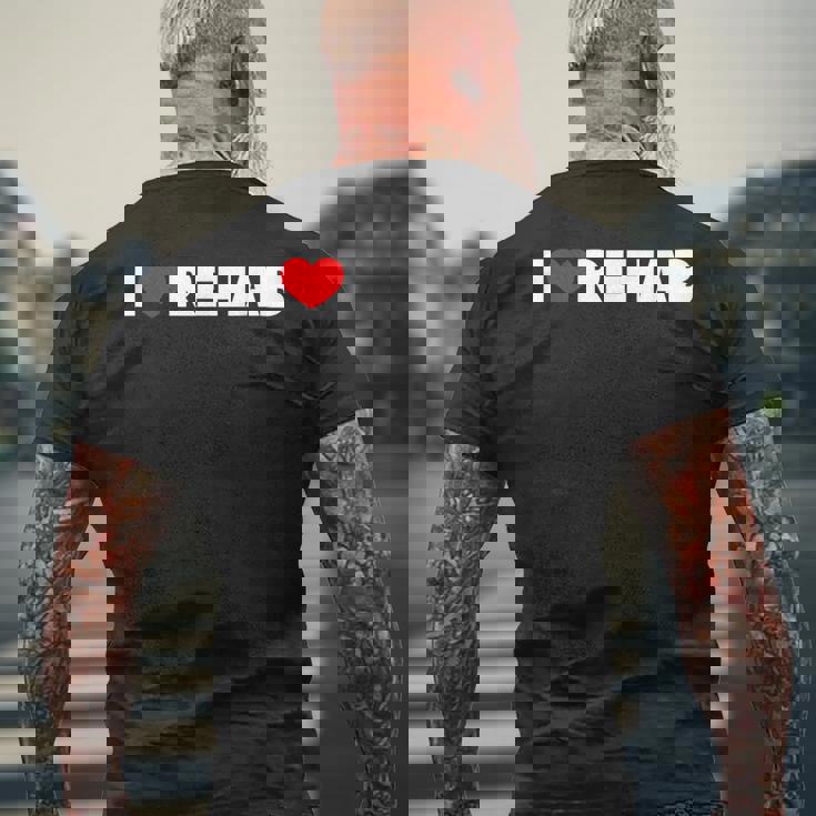 アイ・ラブ・リハビリ メンズTシャツ バックプリント 高齢者への贈り物