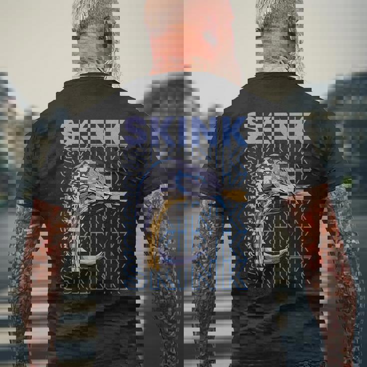 アオジタトカゲ 80 年代スタイルの爬虫類飼育者 トカゲの飼い主 メンズTシャツ バックプリント 高齢者への贈り物