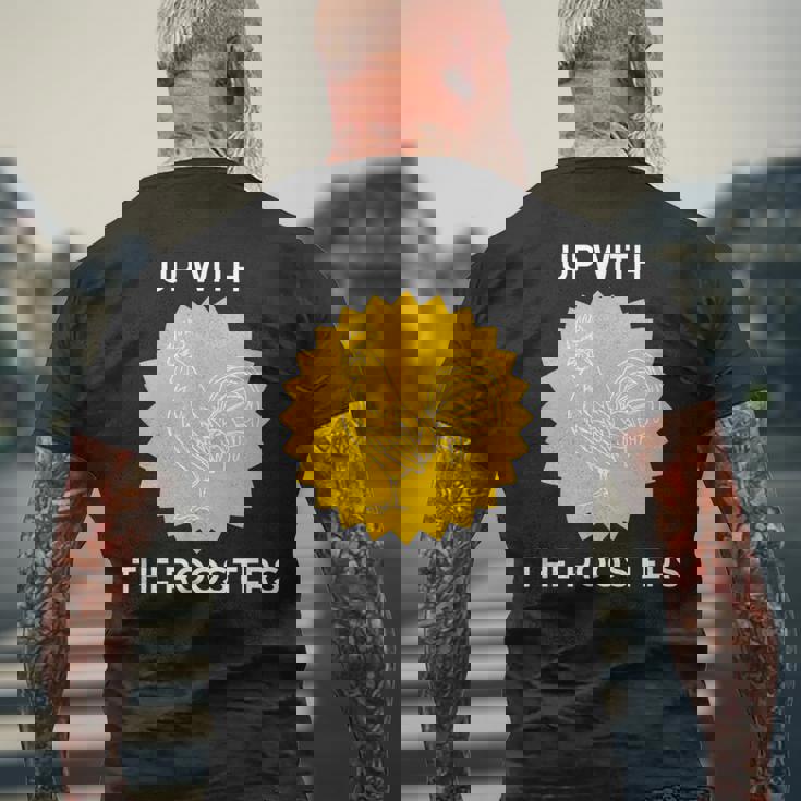 アップ・ウィズ・ザ・ルースターズ メンズTシャツ バックプリント 高齢者への贈り物