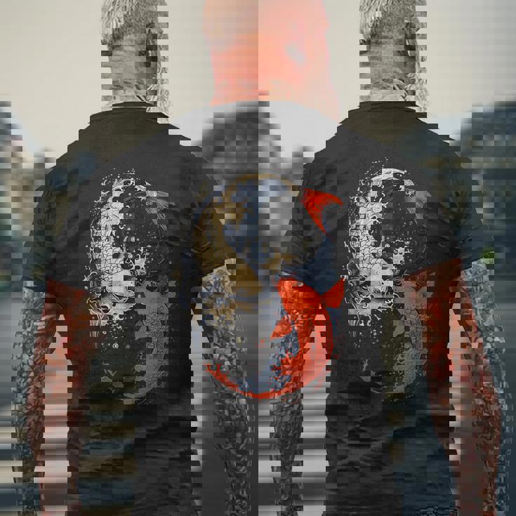 アニメ 日本の鯉 魚 陰陽 アート メンズTシャツ バックプリント 高齢者への贈り物