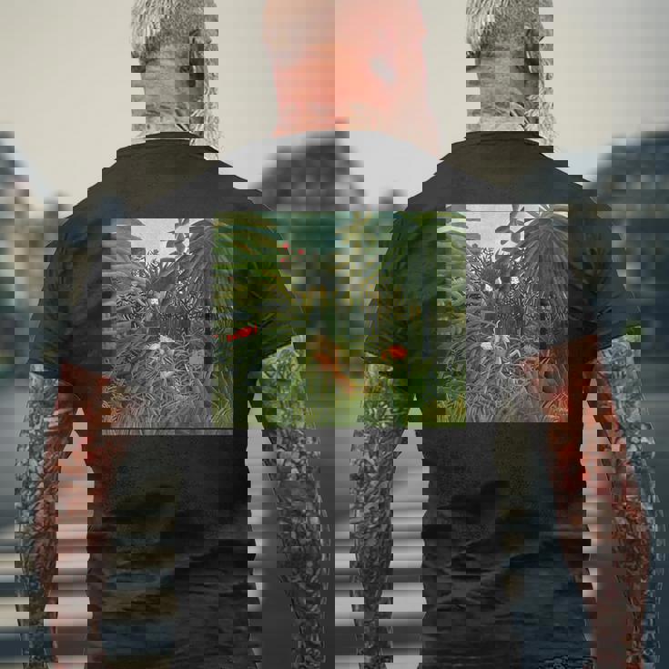 アンリ・ルソー作 ジャガー 馬を攻める1910 メンズTシャツ バックプリント 高齢者への贈り物