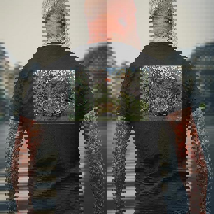 アンリ・ルソー作 空腹のライオンとアンテロープ 1905 メンズTシャツ バックプリント 高齢者への贈り物