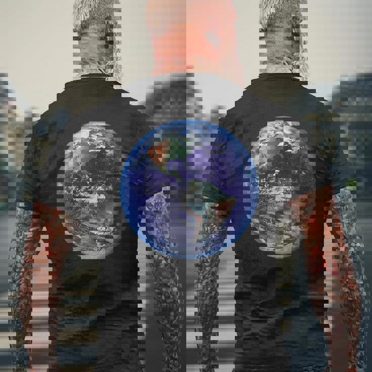 アースデイ用地球儀 メンズTシャツ バックプリント 高齢者への贈り物