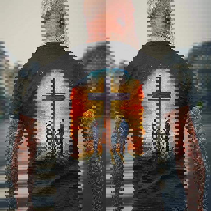 イエスキリストの十字架 – サンライズネイチャークリスチャン メンズTシャツ バックプリント 高齢者への贈り物