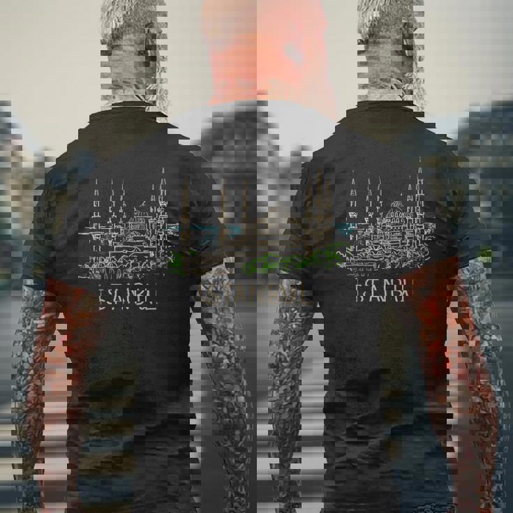 イスタンブールトルコ メンズTシャツ バックプリント 高齢者への贈り物