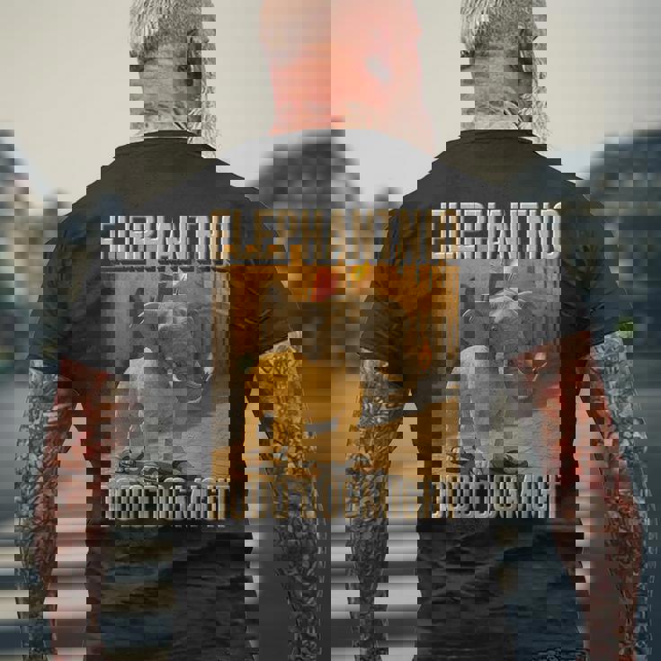 イタリアンブレインロットキャラクター エレファントニオ・ドードー ドッグマイ・ミーム メンズTシャツ バックプリント 高齢者への贈り物