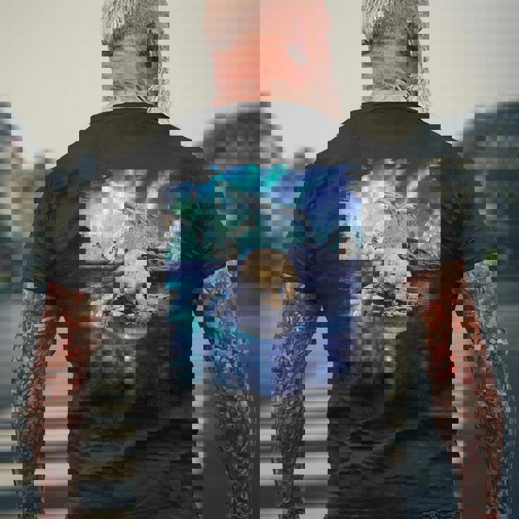 イルカと北のシロクマ、ライトとイルカ メンズTシャツ バックプリント 高齢者への贈り物