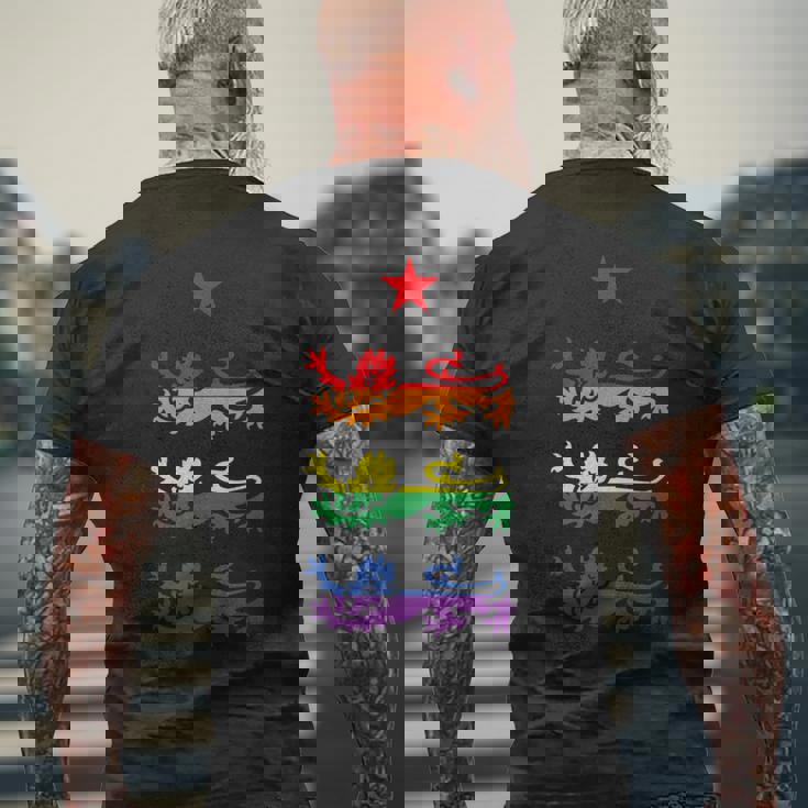 イングランド スリーレインボー プライド 紋章ライオンズ サッカー フットボール メンズTシャツ バックプリント 高齢者への贈り物