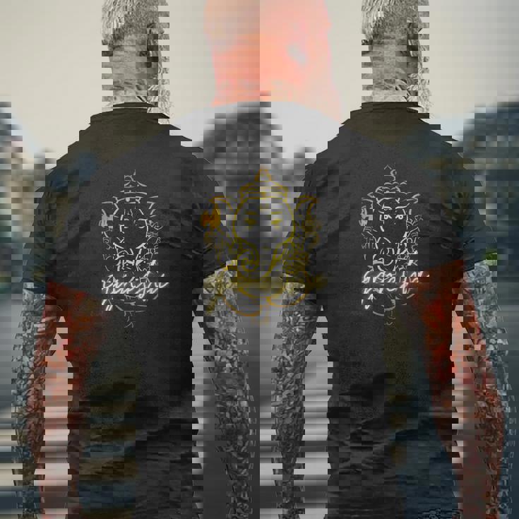 インドの神様 ガネーシャ デザイン メンズTシャツ バックプリント 高齢者への贈り物